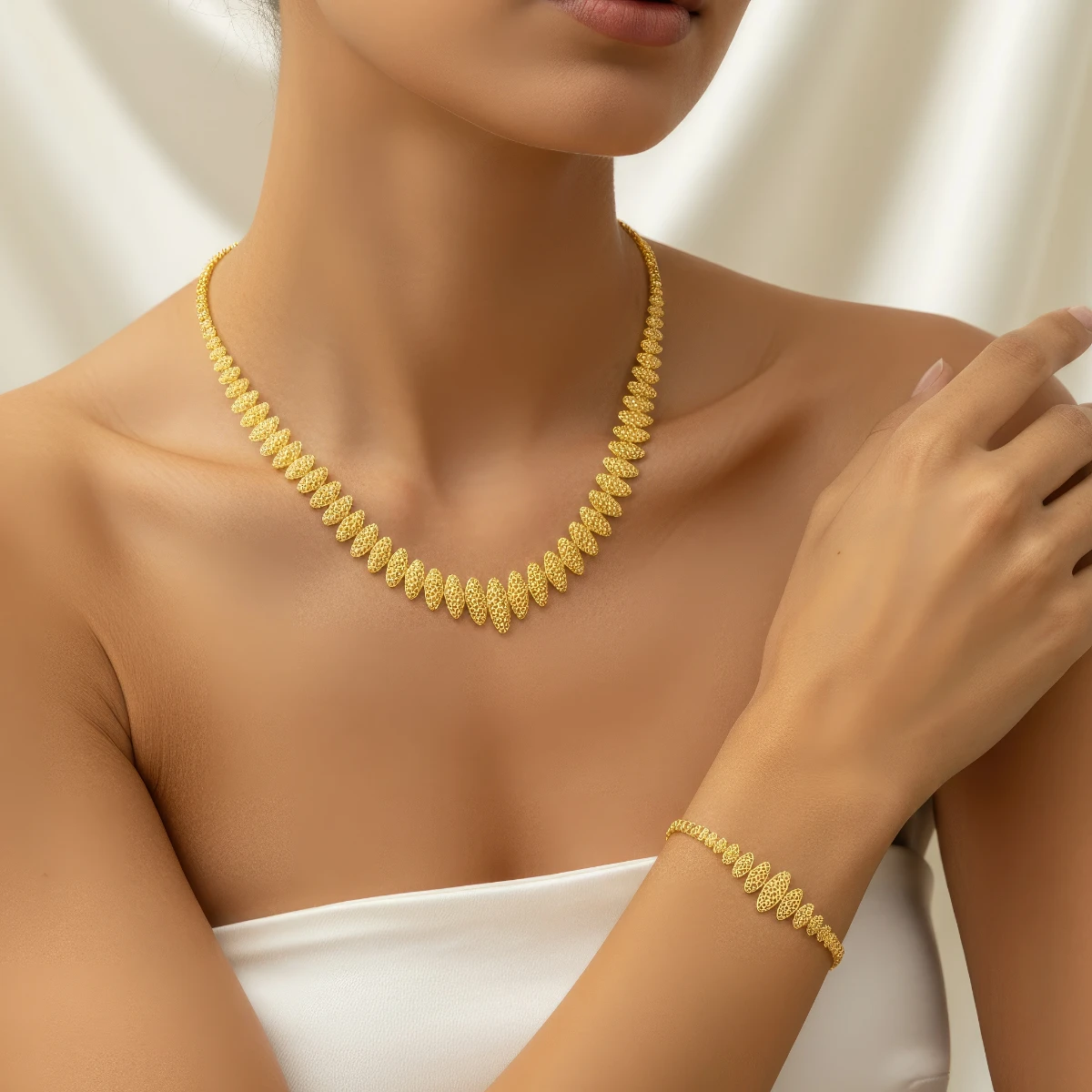 Altın Kleaopatra Kolye Seti