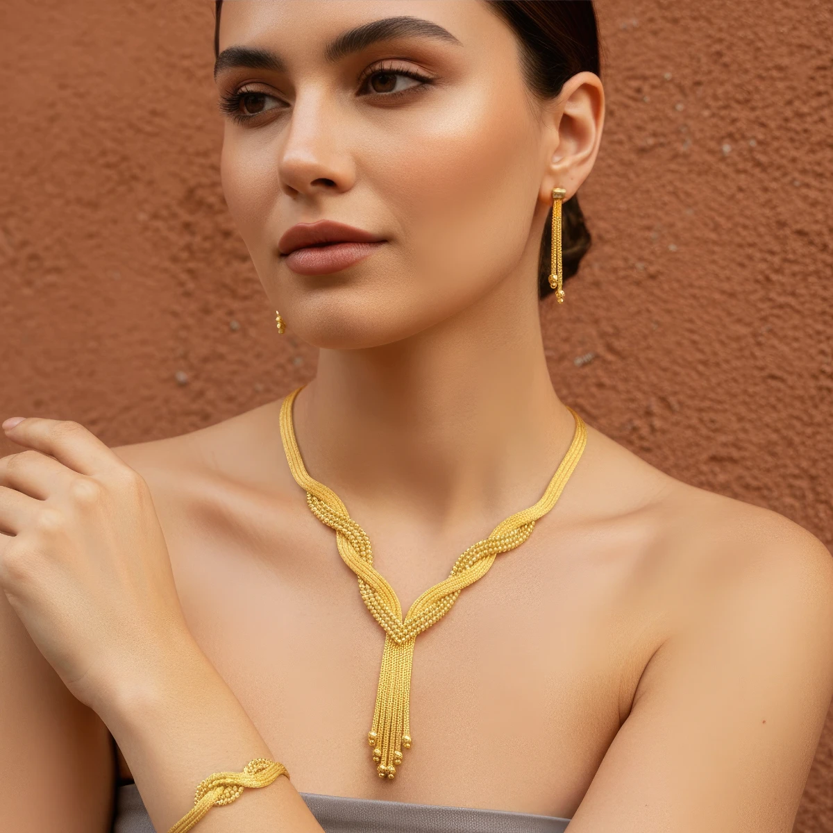 Altın Kalze Kolye Seti