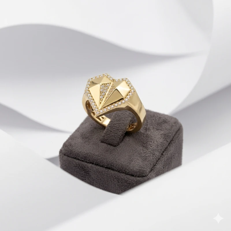 Modern Kalp Form Altın Yüzük