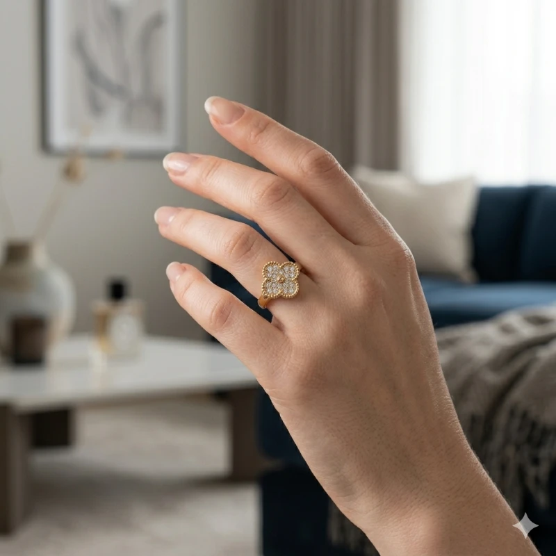 Yonca Form Altın Yüzük