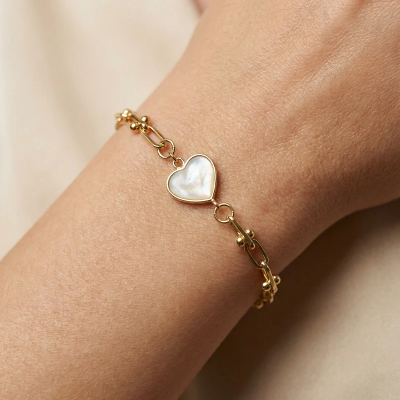 Zarif Kalp Altın Kolye 