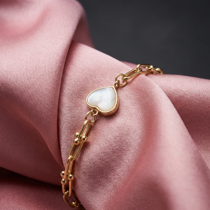 Zarif Kalp Altın Kolye 